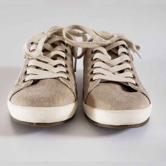 Taos Star Women's Canvas Khaki Lace Up Sneaker Size 7.5 - Picture 3 of 11